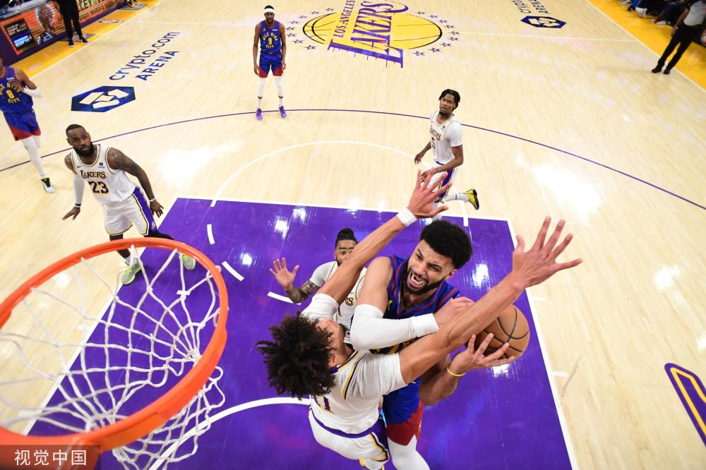 他在比赛中 他在比赛中