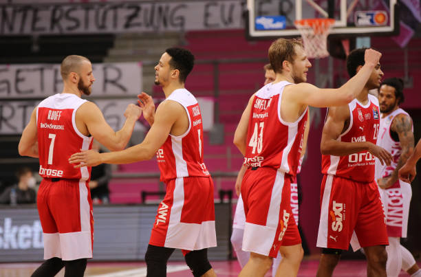 临一系列新 临一系列新