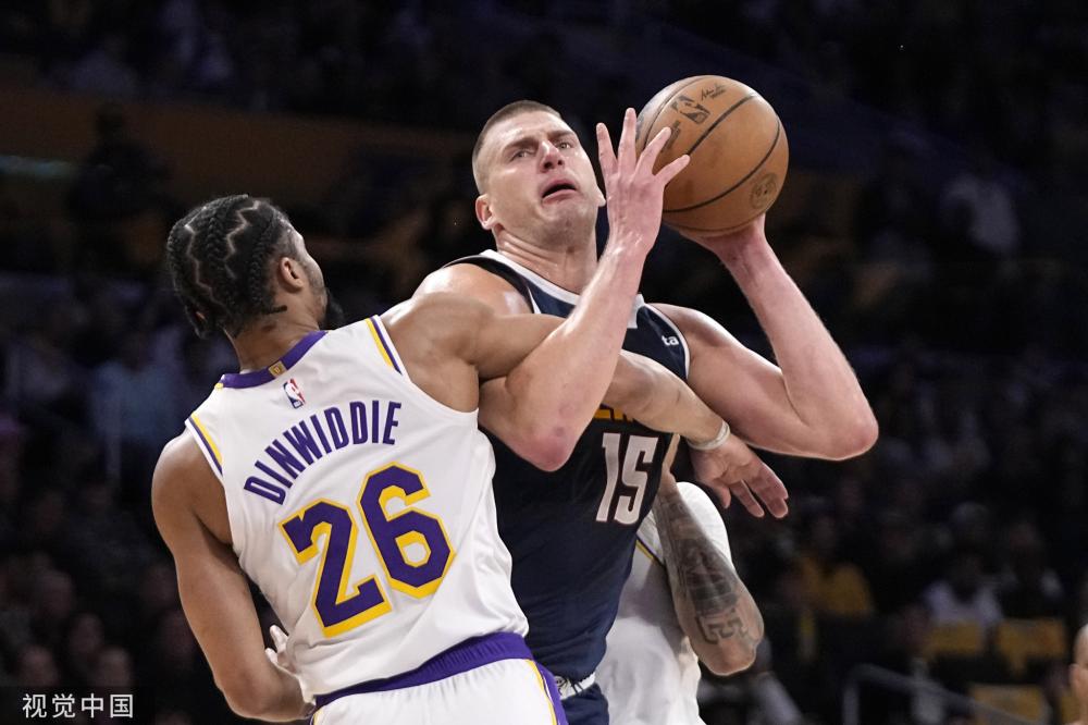 球拍和羽毛 球拍和羽毛